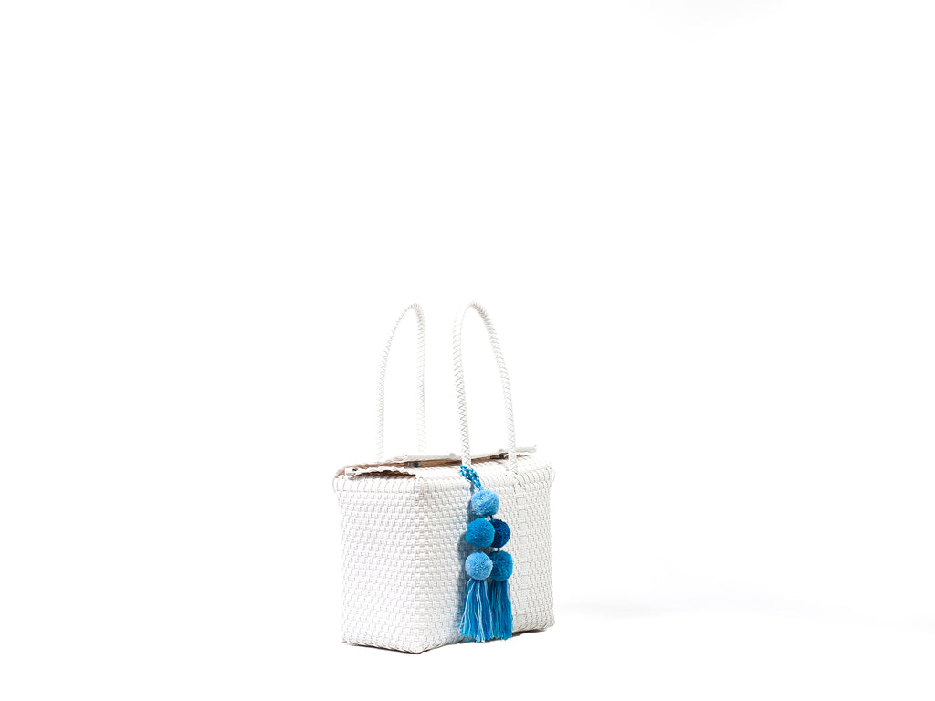 Bombon Tote Mini White – Un Pueblo